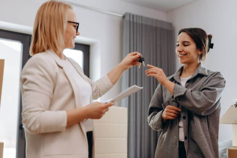 Handing over the keys to a tenant Cheltenham estate and letting agents’